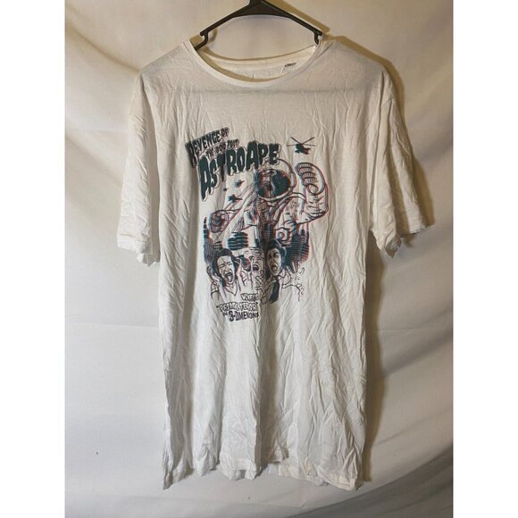 Revenge of the 800 foot AstroApe Geekbox Mens tshirt Size XL - Picture 1 of 3